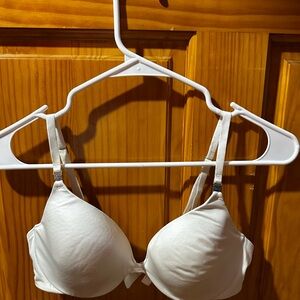 Victoria's Secret White Bra with Molded Cups and Adjustable Straps